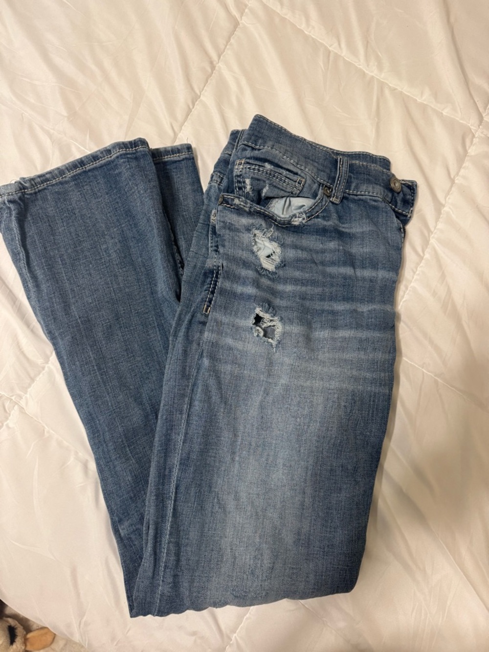 Men’s Distressed Blue Jeans